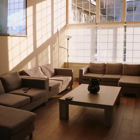 بيت للعطل De Lounge